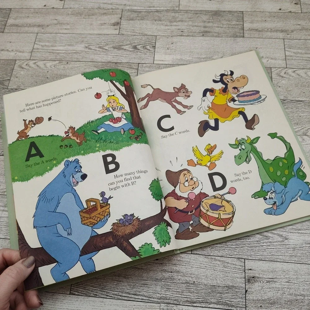 Walt Disney Alphabet A-Z Book 1983 Vol‎ 1 Mickey Mouse Pooh HC Vtg Retro ABC